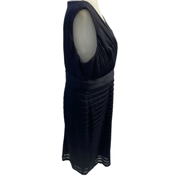 Adrianna Papell Navy Blue Lace Detail Tiered Dress Sleeveless Formal Size 14 - Picture 5 of 11